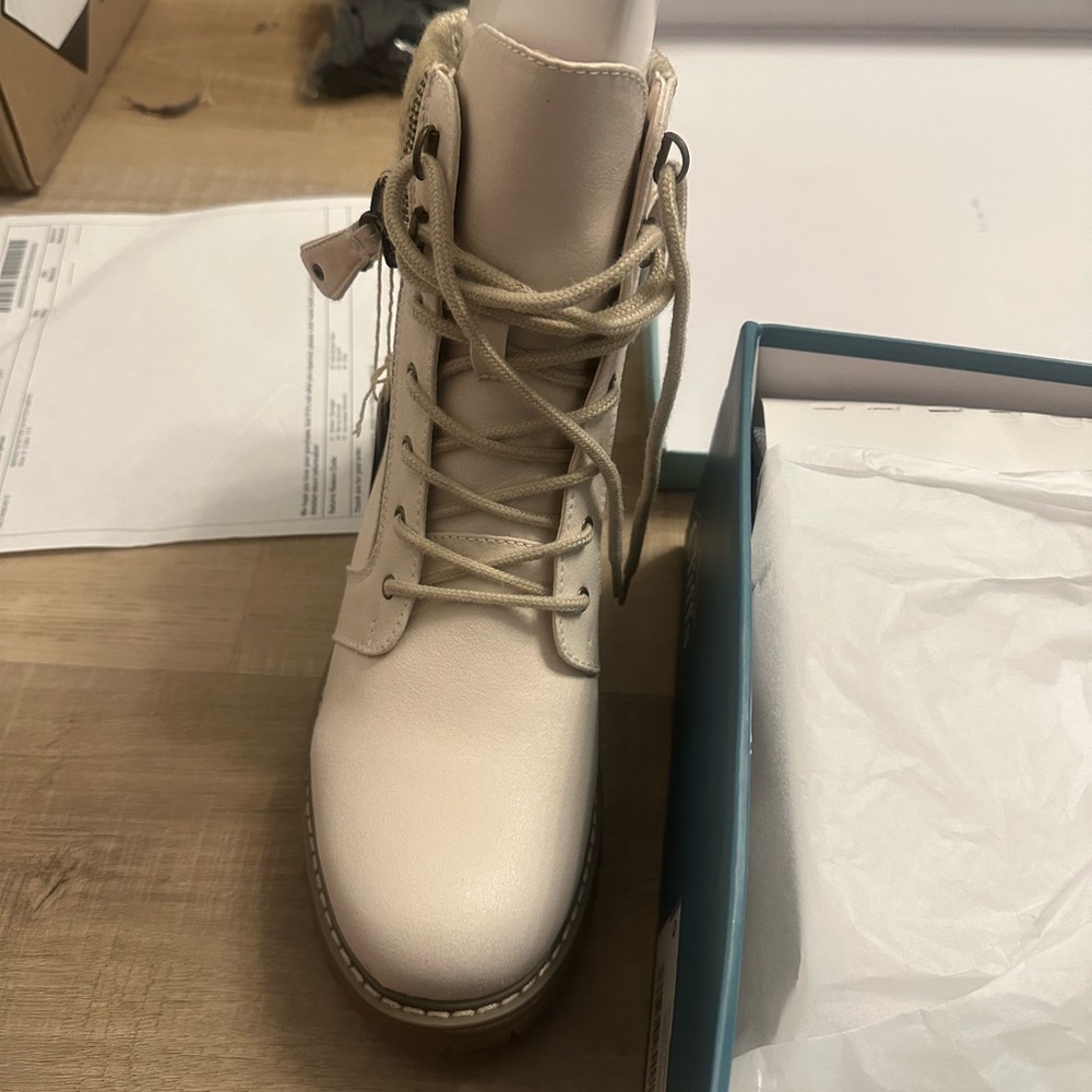 Cliffs by WHITE MOUNTAIN Beige Lace-Up Boots